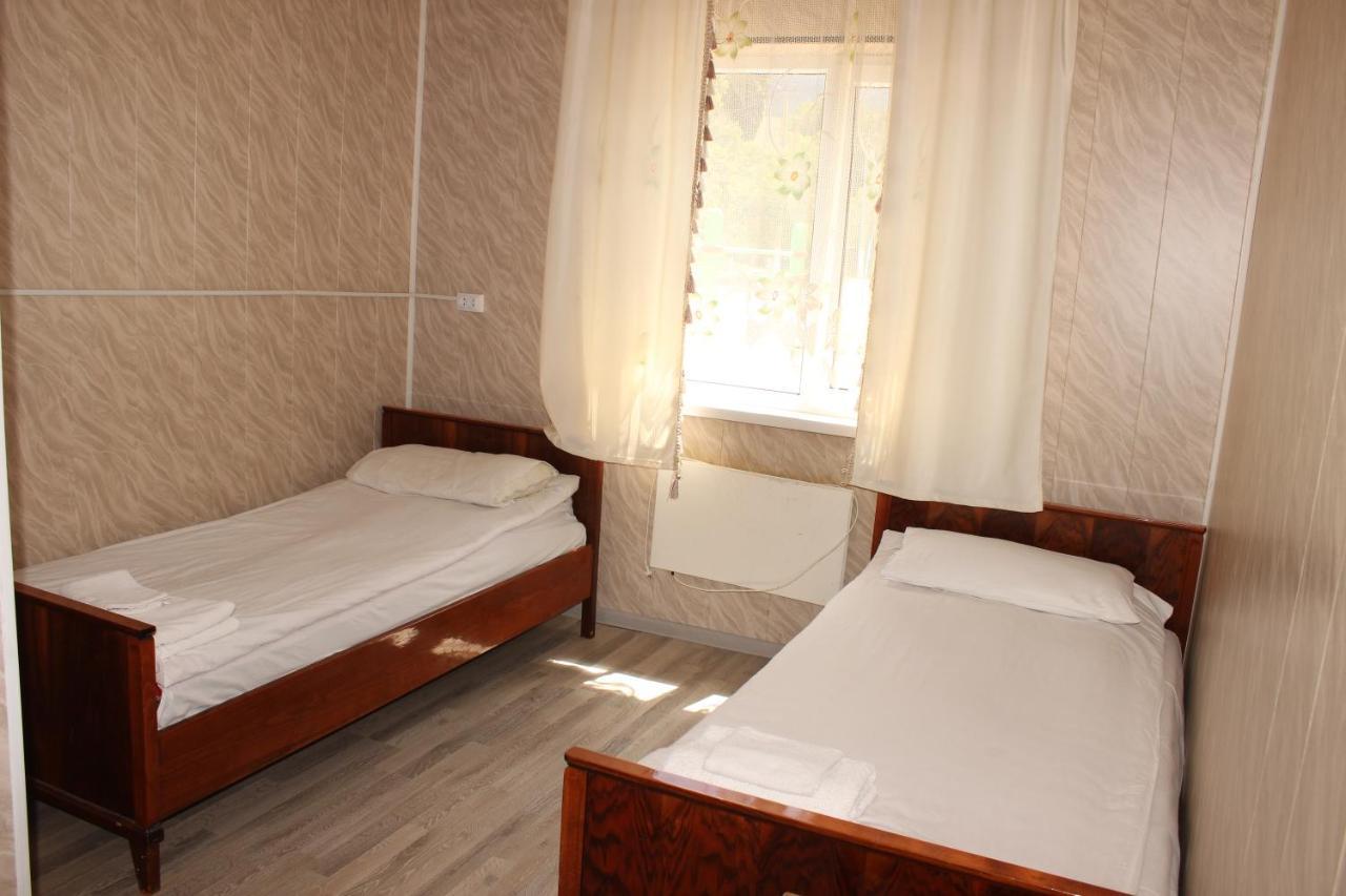 Guest House Jamal Naryn 外观 照片